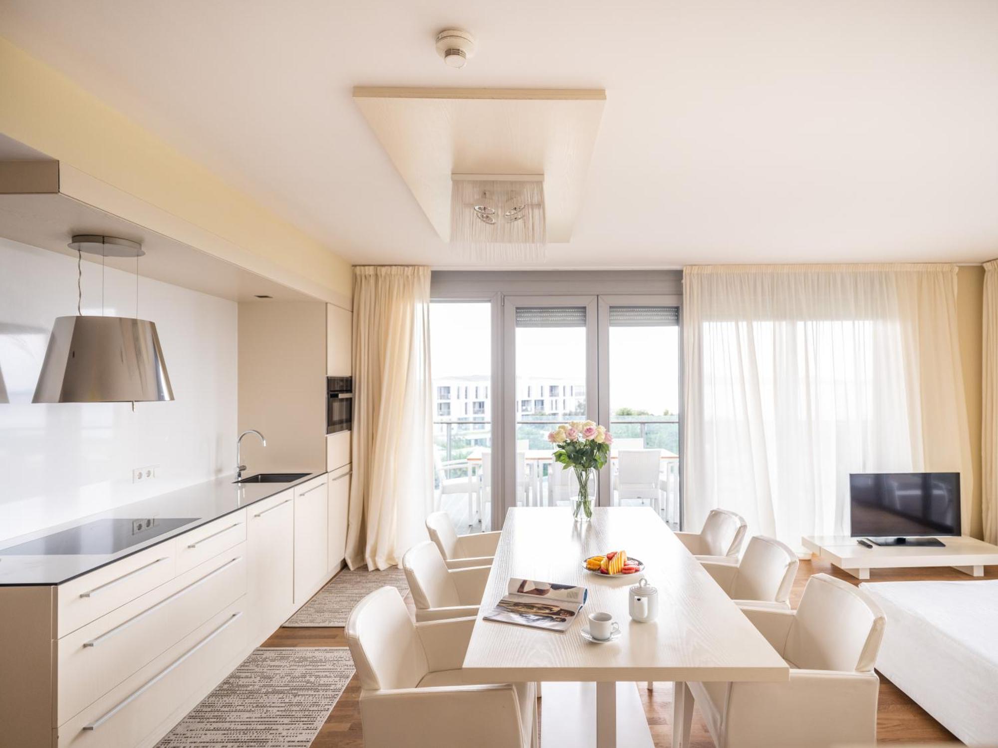 Falkensteiner Residences Senia Petrcane Eksteriør bilde